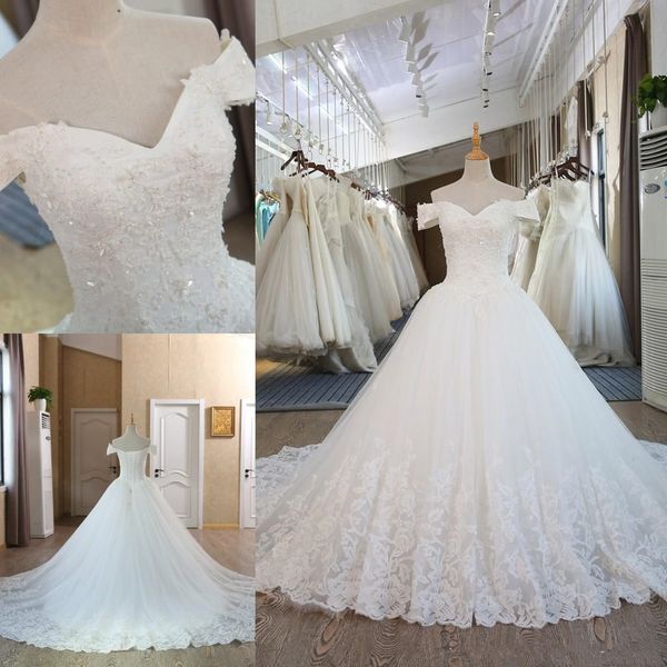 elegant v-neck a-line wedding dresses appliques beaded court train lace up back tulle lace bridal wedding gowns 3804, White
elegant v-neck a-line wedding dresses appliques beaded court train lace up back tulle lace bridal wedding gowns 3804, White