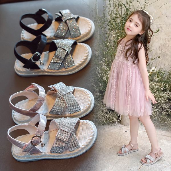 aadct 2020 summer princess girls sandals rhinestone little kids sandals for girls soft sole new children shoes t200411, Black;red
aadct 2020 summer princess girls sandals rhinestone little kids sandals for girls soft sole new children shoes t200411, Black;red
