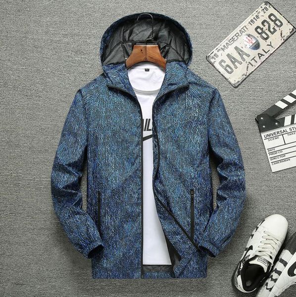 2019 new fn151185 spring brand mens windbreakers hooded track jackets outdoor running uv protection clothing thin sporting coat with hooded, Black;brown
2019 new fn151185 spring brand mens windbreakers hooded track jackets outdoor running uv protection clothing thin sporting coat with hooded, Black;brown