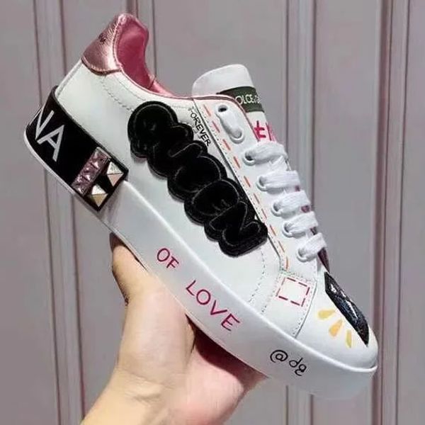 the real leather sneakers trainers designer shoes mens womens casual shoes size 35-40 with box d2, Black
the real leather sneakers trainers designer shoes mens womens casual shoes size 35-40 with box d2, Black
