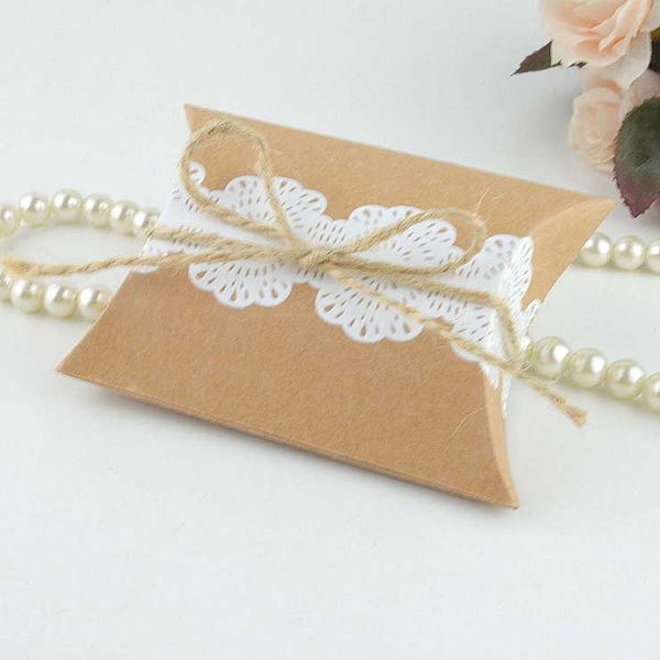 100pcs cute kraft paper pillow favor box wedding party gift candy boxes home party birthday supplies
100pcs cute kraft paper pillow favor box wedding party gift candy boxes home party birthday supplies