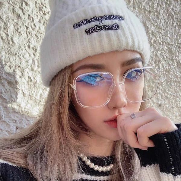 new blue light fashion glasses anti blue rays radiation blocking glasses men women computer goggles anti-uv protect eyeglasses, White;black
new blue light fashion glasses anti blue rays radiation blocking glasses men women computer goggles anti-uv protect eyeglasses, White;black