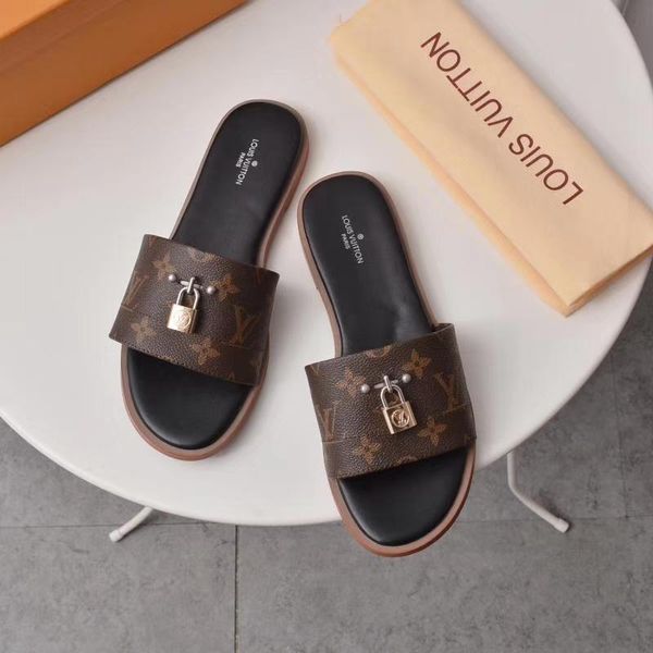 2019 men women sandals shoes luxury slide summer fashion wide flat slippery sandals slipper flip flop with box size 36-45 l96, Black
2019 men women sandals shoes luxury slide summer fashion wide flat slippery sandals slipper flip flop with box size 36-45 l96, Black