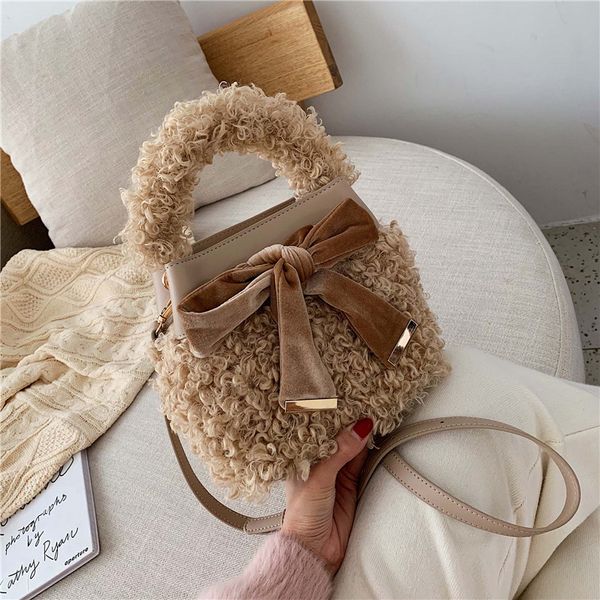 ins super fire lamb wool bag female 2020 new korean style single shoulder sling fashion bucket bag furry fluffy
ins super fire lamb wool bag female 2020 new korean style single shoulder sling fashion bucket bag furry fluffy