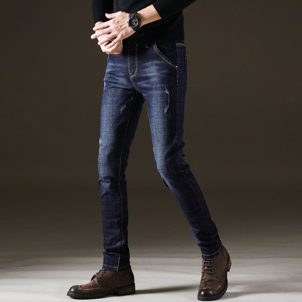 2019 autumn and winter new 2 color jeans men's youth slim feet pants men's trend casual elastic trousers trousers, Blue
2019 autumn and winter new 2 color jeans men's youth slim feet pants men's trend casual elastic trousers trousers, Blue