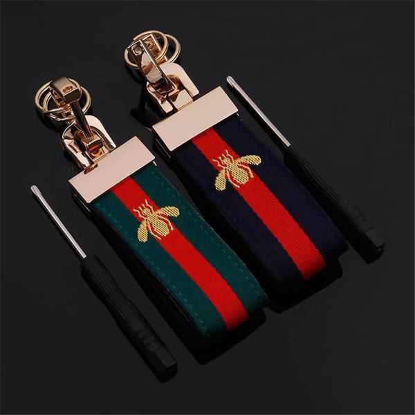 2020 luxury keychain designer1 key chain real leather with stainless steel keychain keyring in golden with brown with box, Silver
2020 luxury keychain designer1 key chain real leather with stainless steel keychain keyring in golden with brown with box, Silver