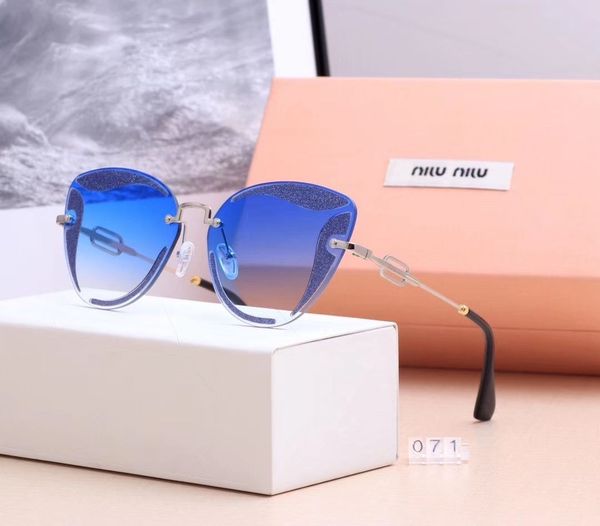 summer woman sunglasses branded womens sunglasses models 071 sunglasses uv400 5 colors with box, White;black
summer woman sunglasses branded womens sunglasses models 071 sunglasses uv400 5 colors with box, White;black