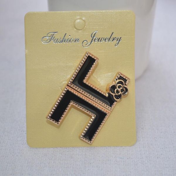 2018 european and american temperament trend large section fine brooch classic rhinestone letter l cardigan sweater brooch shawl scarf buckl, Gray
2018 european and american temperament trend large section fine brooch classic rhinestone letter l cardigan sweater brooch shawl scarf buckl, Gray