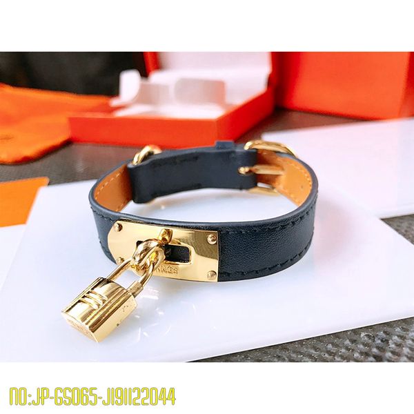 cuff bracelet for womans stainless steel real leather bangles fashion h letter bracelets gold bangle designer brand jewelry for man/woman, Black
cuff bracelet for womans stainless steel real leather bangles fashion h letter bracelets gold bangle designer brand jewelry for man/woman, Black