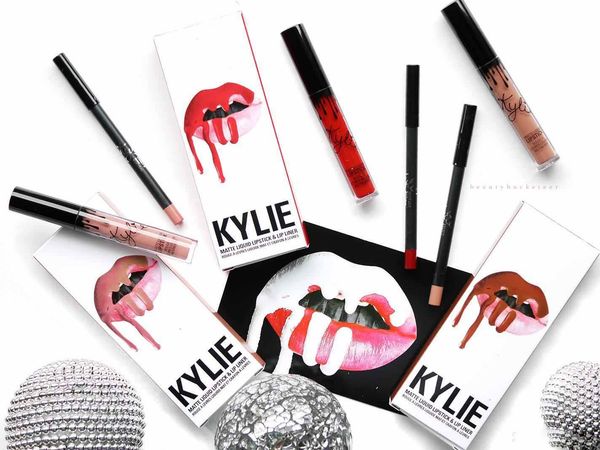 KY Matte liquid lip glaze lipgloss lip liner set Champagne gold birthday lip gloss lipliner kits
KY Matte liquid lip glaze lipgloss lip liner set Champagne gold birthday lip gloss lipliner kits