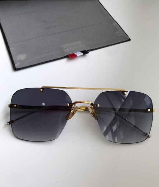 new tb927 mens sunglasses men sun glasses women sunglasses fashion style protects eyes gafas de sol lunettes de soleil with box, White;black
new tb927 mens sunglasses men sun glasses women sunglasses fashion style protects eyes gafas de sol lunettes de soleil with box, White;black