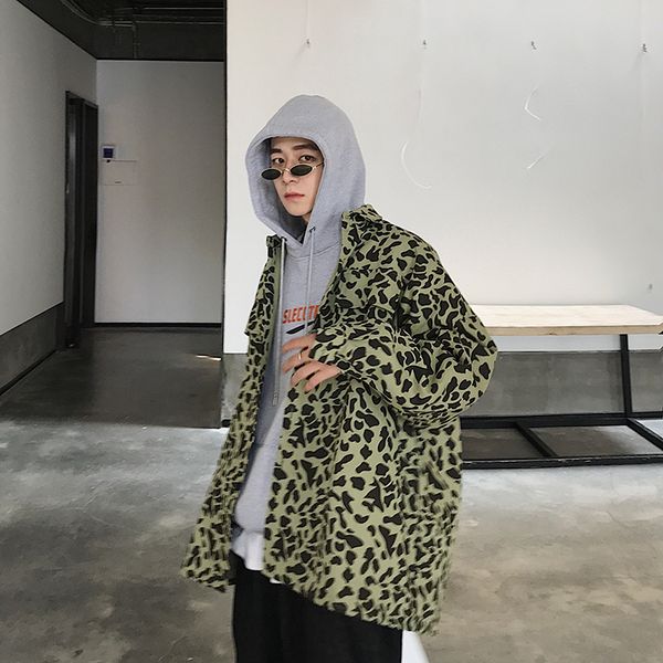 2019 men's streetwear brand bomber jacket loose leopard camouflage printing coats male fashion trend windbreaker plus size m-xl, Black;brown
2019 men's streetwear brand bomber jacket loose leopard camouflage printing coats male fashion trend windbreaker plus size m-xl, Black;brown