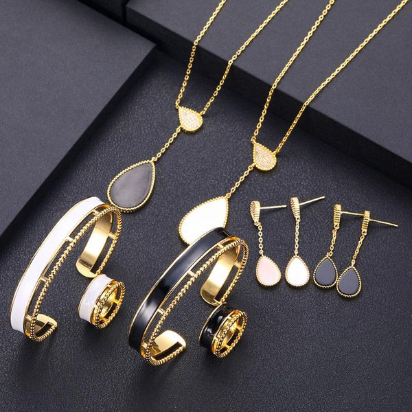 bridal jewelry sets new fashion dubai jewelry set for women wedding party accessories design ale african 4pcs cubic zirconia, Slivery;golden
bridal jewelry sets new fashion dubai jewelry set for women wedding party accessories design ale african 4pcs cubic zirconia, Slivery;golden