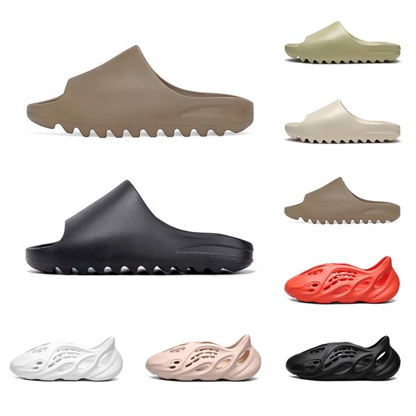 2020 kanye slippers shoes for men women triple black booties platforms runner sandals mens breathable beach flip flops 36-45
2020 kanye slippers shoes for men women triple black booties platforms runner sandals mens breathable beach flip flops 36-45