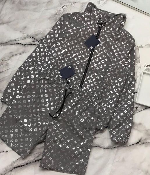 Grayvl jacket et luxury two piece jacket hort beach pant un protection clothing men and women coat brand et 589
Grayvl jacket et luxury two piece jacket hort beach pant un protection clothing men and women coat brand et 589