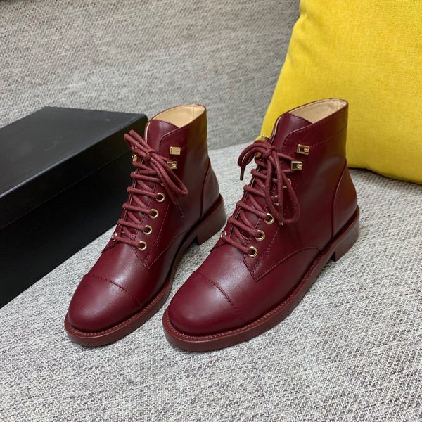 2019 designer l latest updated new women men martin shoe lovers sneakers genuine leather with box size35-44, Black
2019 designer l latest updated new women men martin shoe lovers sneakers genuine leather with box size35-44, Black
