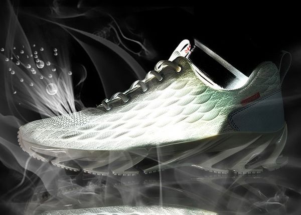 new casual shoe for men sneakers white black knit lace-up trainers high running shoes with box
new casual shoe for men sneakers white black knit lace-up trainers high running shoes with box