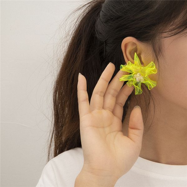 5pcs / lot европа творческий ручной цветок серьги круглые бусины цветочные волна серьги стержня для женщин геометрическая fluorescent уха оп, Golden;silver 
5pcs / lot европа творческий ручной цветок серьги круглые бусины цветочные волна серьги стержня для женщин геометрическая fluorescent уха оп, Golden;silver