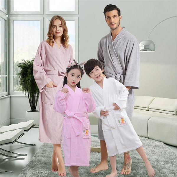 36 designs 100% cotton kids hooded bathrobe for children boy girl cotton bath robe sleepwear toweled baby chidlren's bathrobe y200704, Blue;red
36 designs 100% cotton kids hooded bathrobe for children boy girl cotton bath robe sleepwear toweled baby chidlren's bathrobe y200704, Blue;red