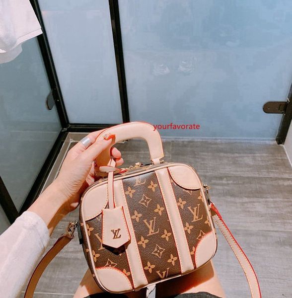 топ горячие продажа мода винтажные сумки женские waliets для женщин цепи кожи crossbody и сумки на ремне - 0748
топ горячие продажа мода винтажные сумки женские waliets для женщин цепи кожи crossbody и сумки на ремне - 0748