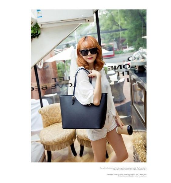 2020 new shoulder bag european and american style large capacity ladies bag retro design women handbags
2020 new shoulder bag european and american style large capacity ladies bag retro design women handbags