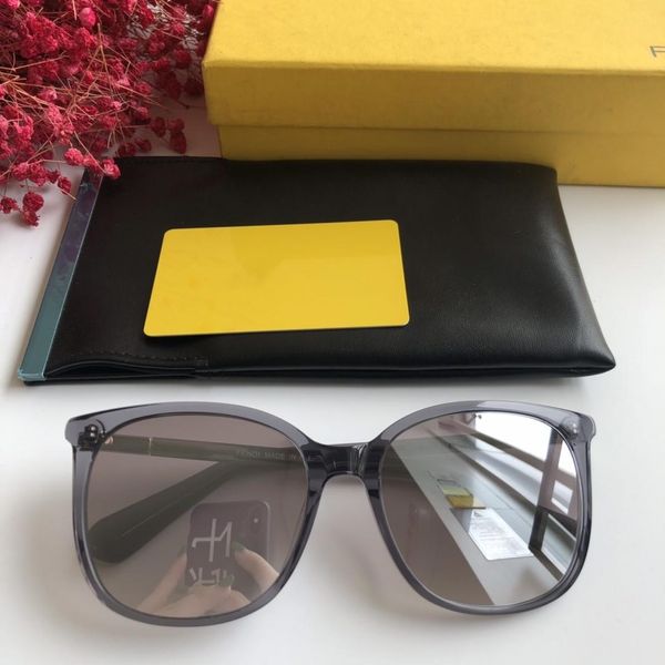 brand sunglasses -2019 new 4615 double panel smart atmospheric lady fashion sunglasses size 57-18-145, White;black
brand sunglasses -2019 new 4615 double panel smart atmospheric lady fashion sunglasses size 57-18-145, White;black