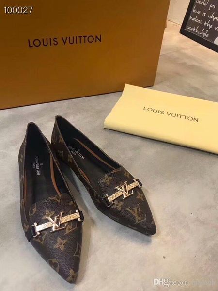 18ss glitter shoes pointed toe flats woman shoes luxury ladies loafers women brand creepers slip on shoes for women big size 41 buty yyyy1, Black
18ss glitter shoes pointed toe flats woman shoes luxury ladies loafers women brand creepers slip on shoes for women big size 41 buty yyyy1, Black