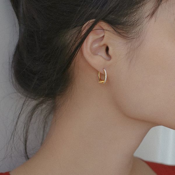 wtltc 925 sterling sliver small spike hoop earrings for women cubic zirconia huggie earrings 12mm steampunk charms tiny, Golden;silver
wtltc 925 sterling sliver small spike hoop earrings for women cubic zirconia huggie earrings 12mm steampunk charms tiny, Golden;silver