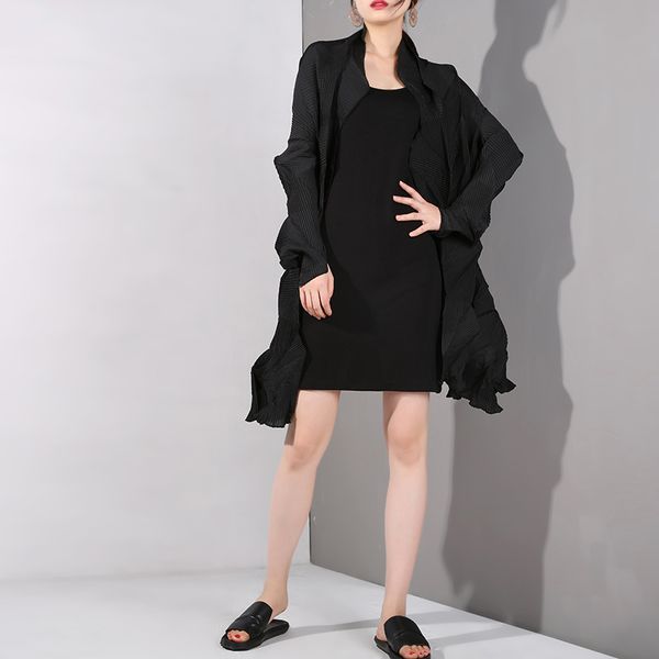 lanmrem 2019 new spring summer v-collar long sleeve black irregular pleated split joint big size jacket women coat fashion jl31, Black;brown
lanmrem 2019 new spring summer v-collar long sleeve black irregular pleated split joint big size jacket women coat fashion jl31, Black;brown