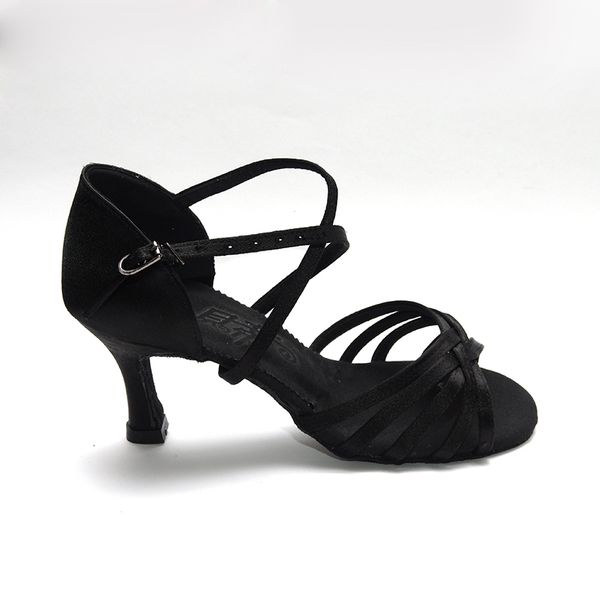 high cost performanc latin dance shoes woman ballroom dance shoes sneakers import satin soft oxfords bottom wear-resisting black
high cost performanc latin dance shoes woman ballroom dance shoes sneakers import satin soft oxfords bottom wear-resisting black