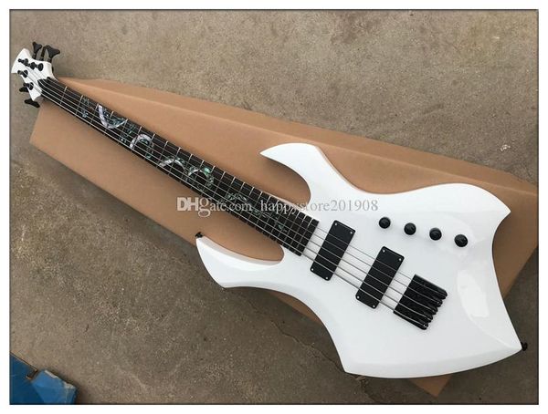 white body 5 strings electric bass guitar with colorful pearl snake pattern,black hardware,2 pickups,rosewood fingerboard,offer customize
white body 5 strings electric bass guitar with colorful pearl snake pattern,black hardware,2 pickups,rosewood fingerboard,offer customize
