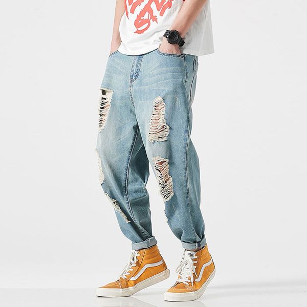 2020 new fashion hole streetwear loose harem men jeans denim cargo pants designe light blue and blue color for pants men
2020 new fashion hole streetwear loose harem men jeans denim cargo pants designe light blue and blue color for pants men