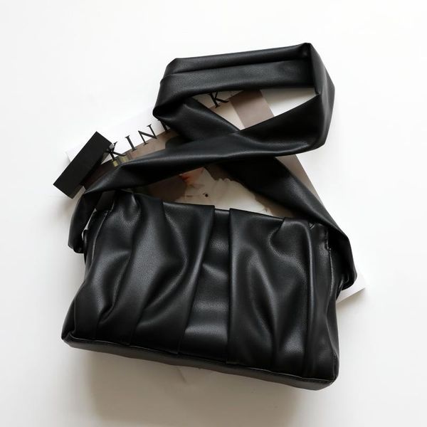 2020 niche design wide shoulder strap pleated multi-purpose leather square bag shoulder messenger handbag tide clutch
2020 niche design wide shoulder strap pleated multi-purpose leather square bag shoulder messenger handbag tide clutch