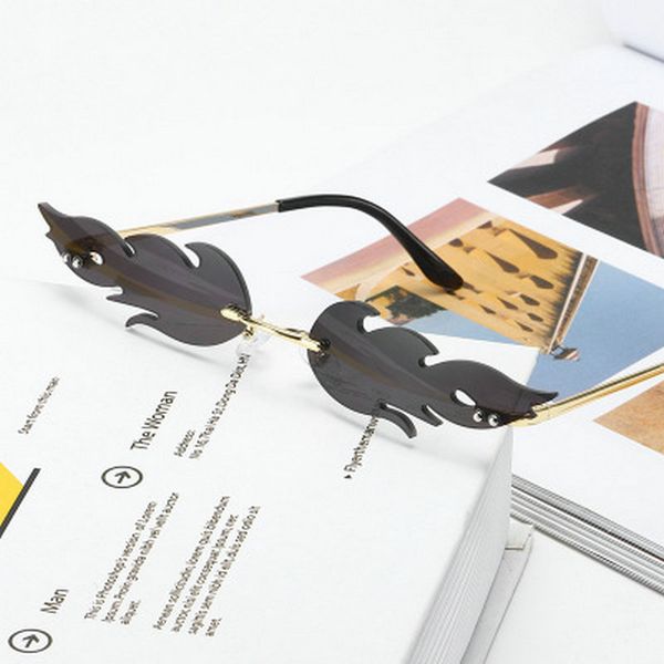 flame sunglasses 2020 fashion fire flame sunglasses women men rimless wave sun glasses uv 400 eyewear luxury trending narrow 6uhyc bdegarden, White;black
flame sunglasses 2020 fashion fire flame sunglasses women men rimless wave sun glasses uv 400 eyewear luxury trending narrow 6uhyc bdegarden, White;black