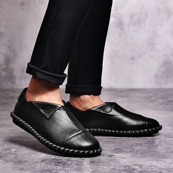 casual men shoes genuine leather handmade sewing outdoor fashion breathable classic simple style men leather shoes 6, Black
casual men shoes genuine leather handmade sewing outdoor fashion breathable classic simple style men leather shoes 6, Black