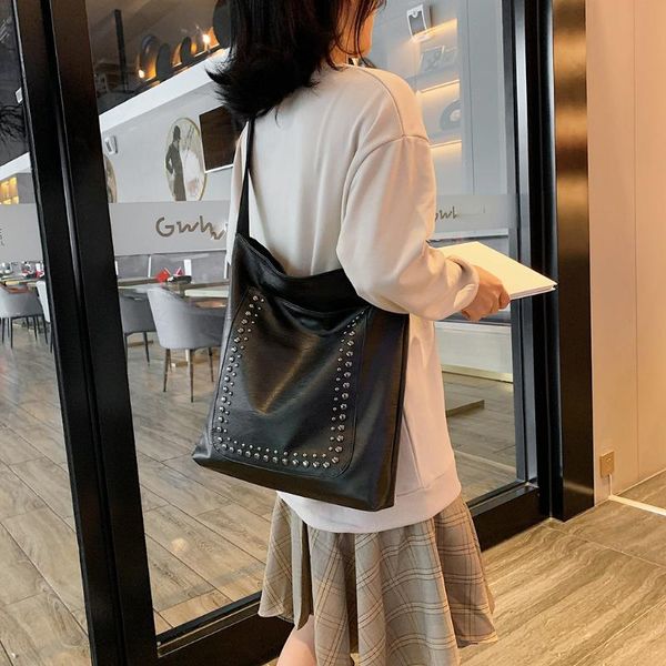 handbags women shoulder crossbody bag female casual large totes rivet pu leather ladies messenger bag hot