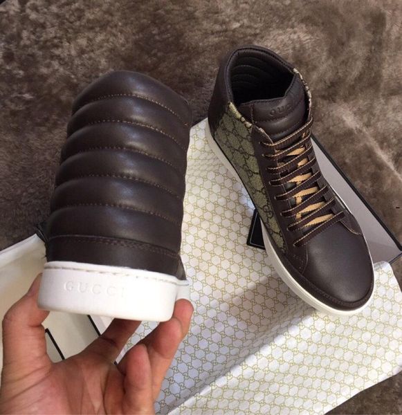 21ss spring and autumn retro casual men's sneakers shoes comfortable wearable breathable high elasticity net surface for men madal, Black
21ss spring and autumn retro casual men's sneakers shoes comfortable wearable breathable high elasticity net surface for men madal, Black