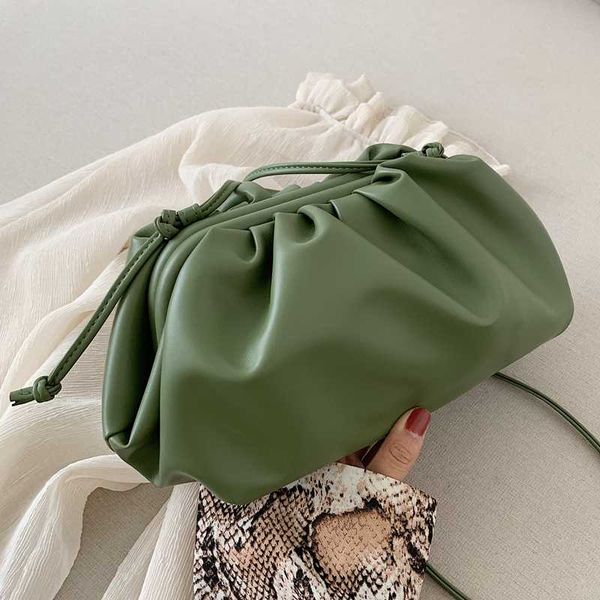 new cloud shape women day clutch bag 2020 small clutch female party handbags and purses lady shoulder messenger bag
new cloud shape women day clutch bag 2020 small clutch female party handbags and purses lady shoulder messenger bag