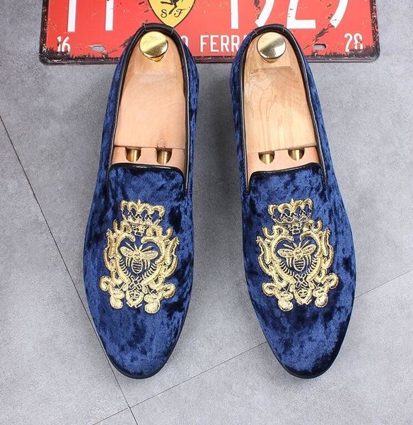 promotion new shoes men suede leather moccasins mens casual embroidered oxfords loafers man shoes party driving flats 1h68
promotion new shoes men suede leather moccasins mens casual embroidered oxfords loafers man shoes party driving flats 1h68