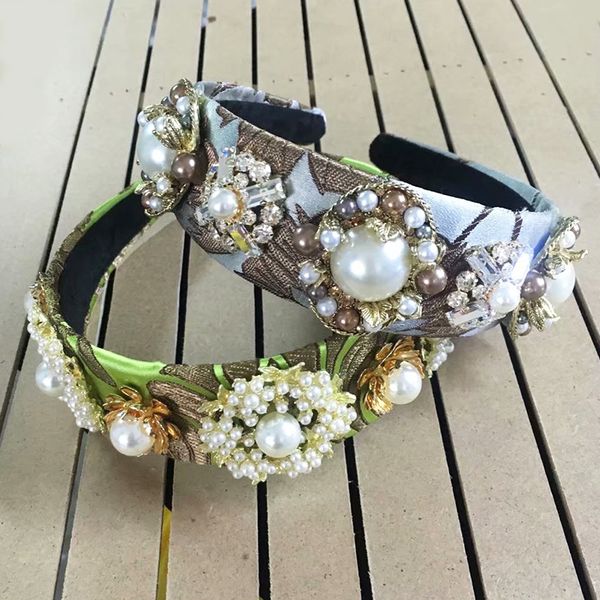 2019 luxury trendy full big pearl hair accessories crystal jewelry handwork baroque crown wide hairband tiara wedding party gift, Golden;white
2019 luxury trendy full big pearl hair accessories crystal jewelry handwork baroque crown wide hairband tiara wedding party gift, Golden;white