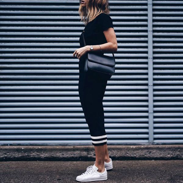 2019 new ladies fashion casual below-knee round neck with stripe long tees dress, Black;gray
2019 new ladies fashion casual below-knee round neck with stripe long tees dress, Black;gray