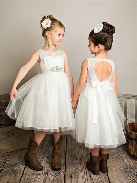 round white tea length tulle flower girl dresses waist with rhinestones for wedding party, White;blue
round white tea length tulle flower girl dresses waist with rhinestones for wedding party, White;blue