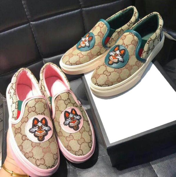 Мода дизайн Женщины Повседневная обувь 2019 новый G Женщины Slip-on Low Cut холст кроссовк
Мода дизайн Женщины Повседневная обувь 2019 новый G Женщины Slip-on Low Cut холст кроссовк