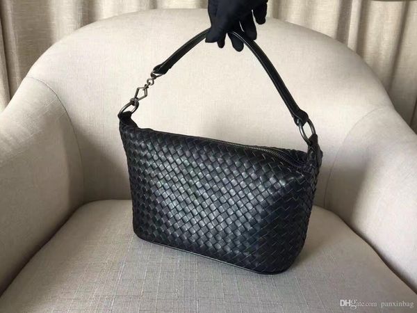 designer-27cm caviar flap bag caviar jumbo flap shoulder bag genuine clafskin flap handbag caviar jumbo women shoulder bag
designer-27cm caviar flap bag caviar jumbo flap shoulder bag genuine clafskin flap handbag caviar jumbo women shoulder bag