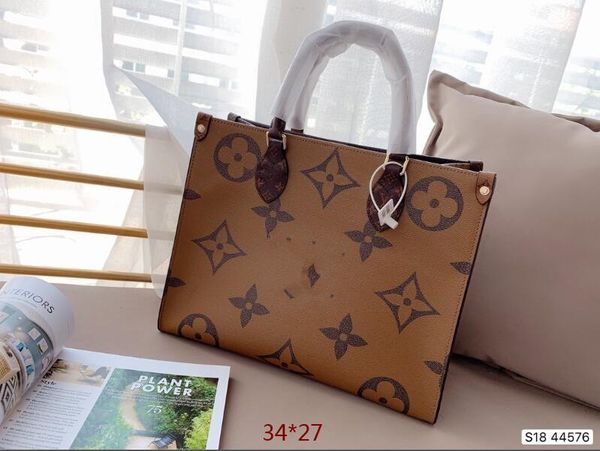 selling classic lady real leather oxidized luxury backpack bag pillow shoulder bag tote bag speed 
selling classic lady real leather oxidized luxury backpack bag pillow shoulder bag tote bag speed