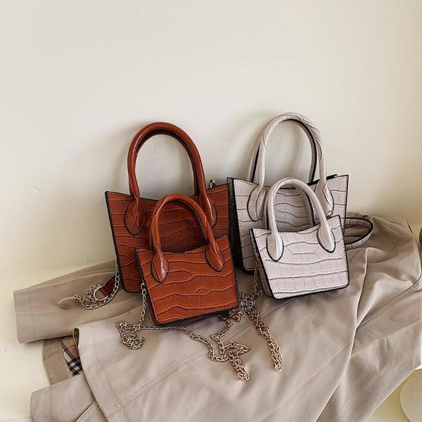 handbags fashion women handbag crocodile leather messenger shoulder bag solid color totes for hiking and travel
handbags fashion women handbag crocodile leather messenger shoulder bag solid color totes for hiking and travel