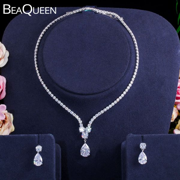 beaqueen brilliant full round cz stones paved clear cubic zircon water drop bridal earrings necklace wedding jewelry sets js235, Slivery;golden
beaqueen brilliant full round cz stones paved clear cubic zircon water drop bridal earrings necklace wedding jewelry sets js235, Slivery;golden