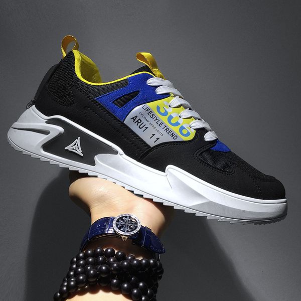 krasovki men's casual shoes breathable man sneakers male chaussure homme loafers shoe zapatos de hombre light weight 39-44
krasovki men's casual shoes breathable man sneakers male chaussure homme loafers shoe zapatos de hombre light weight 39-44