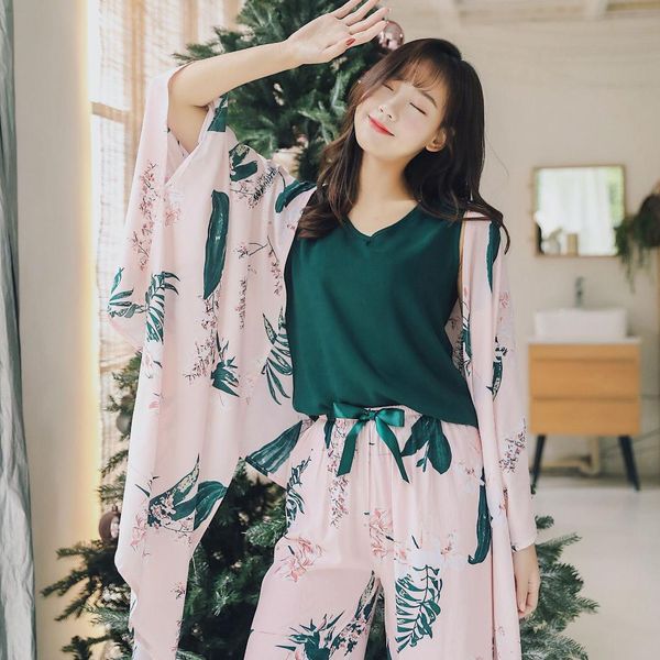 spring and autumn women pajamas cardigan+vest+pants+shorts satin 4pcs set floral printing sleepwear elegant tender home clothes, Black;red
spring and autumn women pajamas cardigan+vest+pants+shorts satin 4pcs set floral printing sleepwear elegant tender home clothes, Black;red