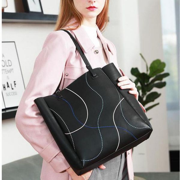 johnature casual tote 2020 new genuine leather women bag fashion large capacity solid color shoulder bags cowhide handbag
johnature casual tote 2020 new genuine leather women bag fashion large capacity solid color shoulder bags cowhide handbag